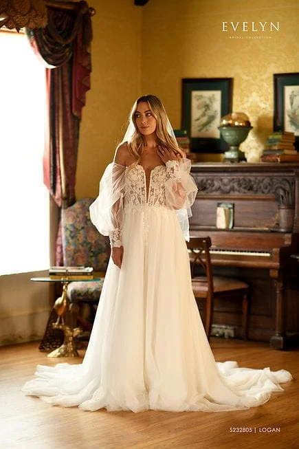 Evelyn Bridal Logan - Size 6