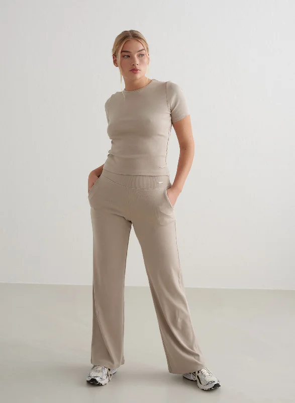 Dark Clay Ease Ribbed Wide Pants